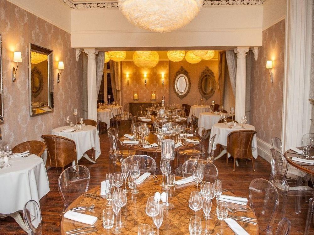 סטל Falcon Manor Hotel מראה חיצוני תמונה